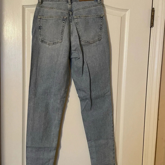 Topshop Premium Mom High Waisted Light Blue Jeans Size W26 Casual Preppy Premium - Picture 3 of 7